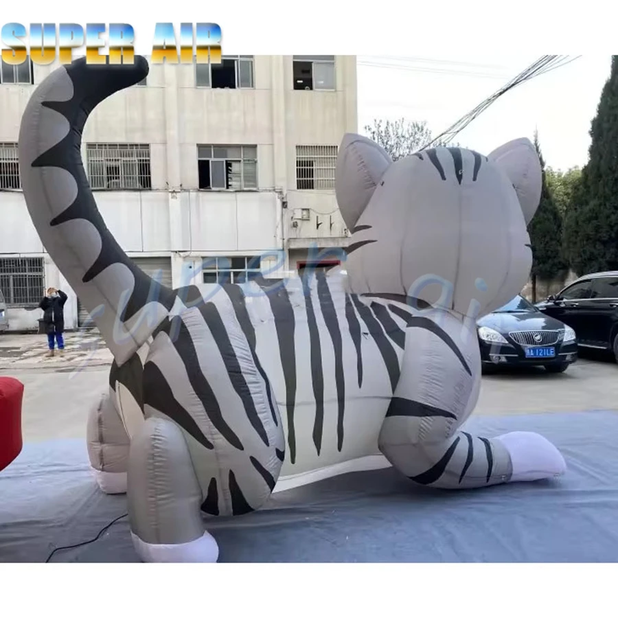 Gato blanco y negro inflable modelo animal inflable de producción popular súper aire a la venta