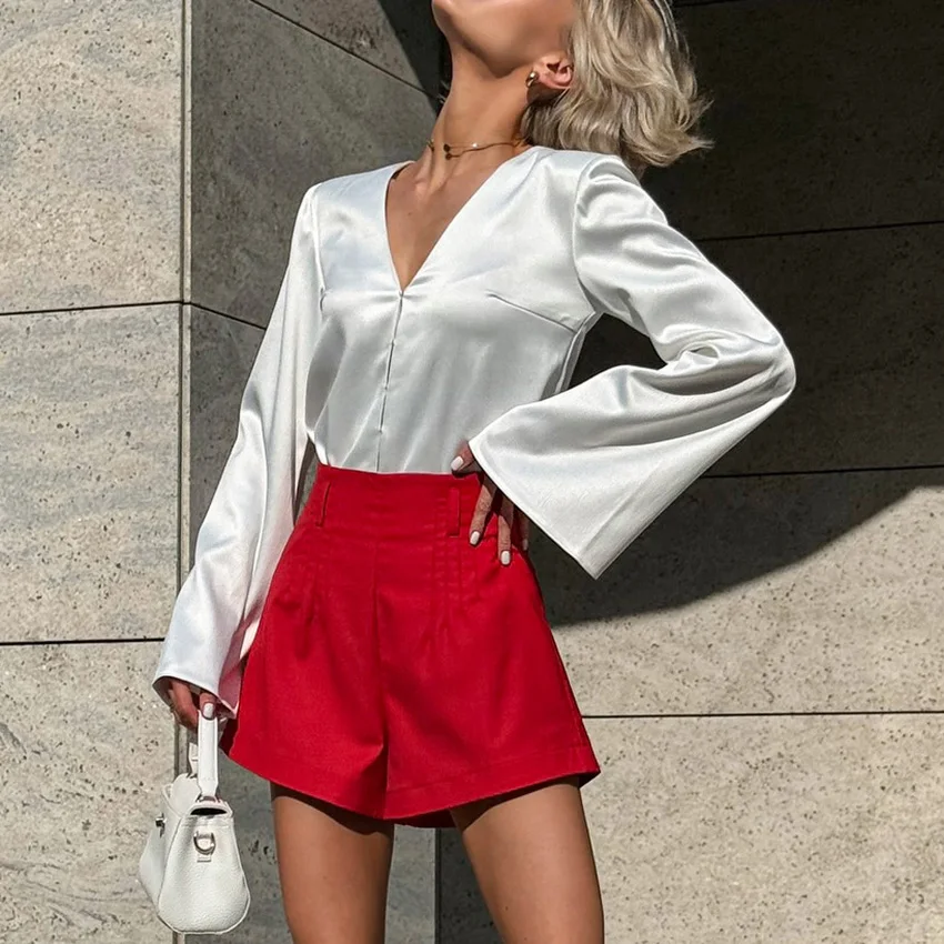 

Элегантная женская блузка Linad из белого атласа с расклешенными рукавами, модная модель 2026 года, с V-образным вырезом, винтажная, на одной пуговице, весенняя