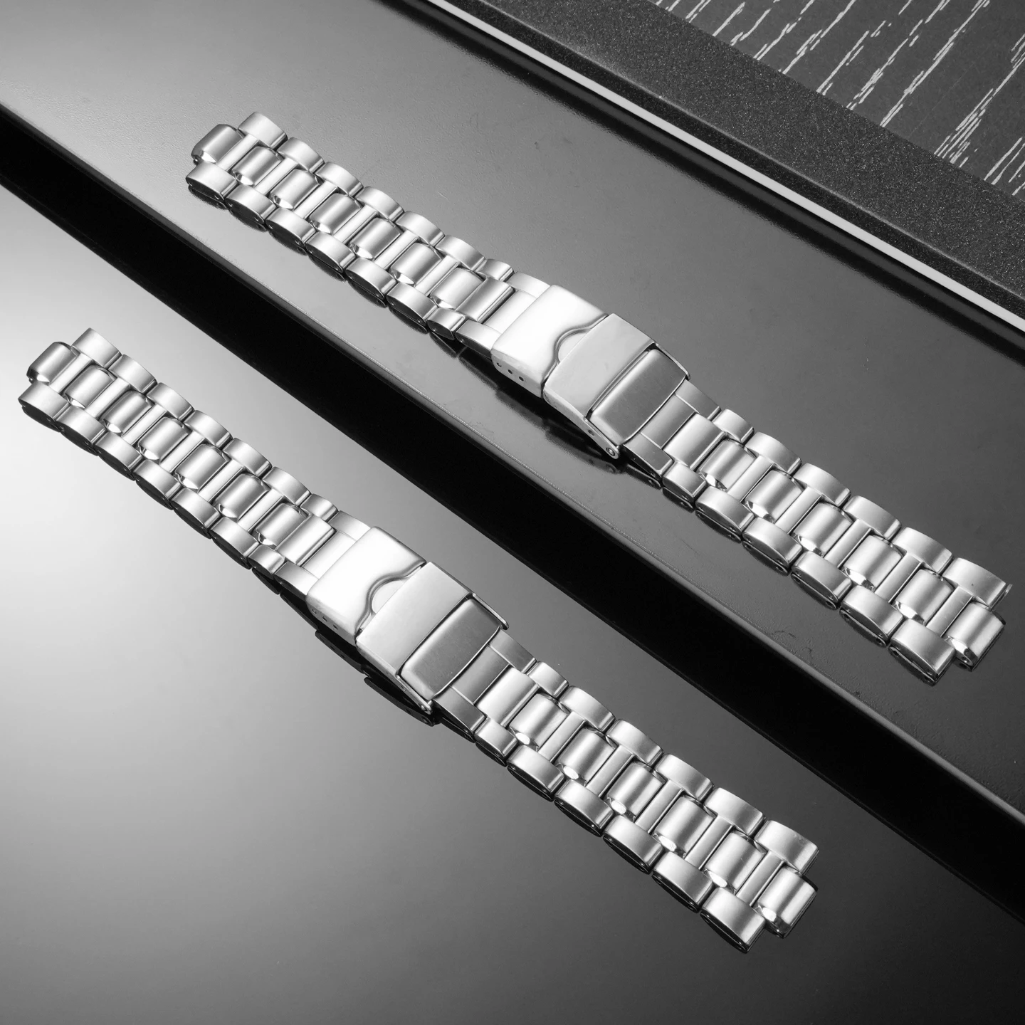 حزام من سبائك التيتانيوم عالي الجودة لسلسلة كاسيو أوشنوس OCW-650T OCW-600.610 حزام معدني للرجال ملحقات حزام خفيف الوزن