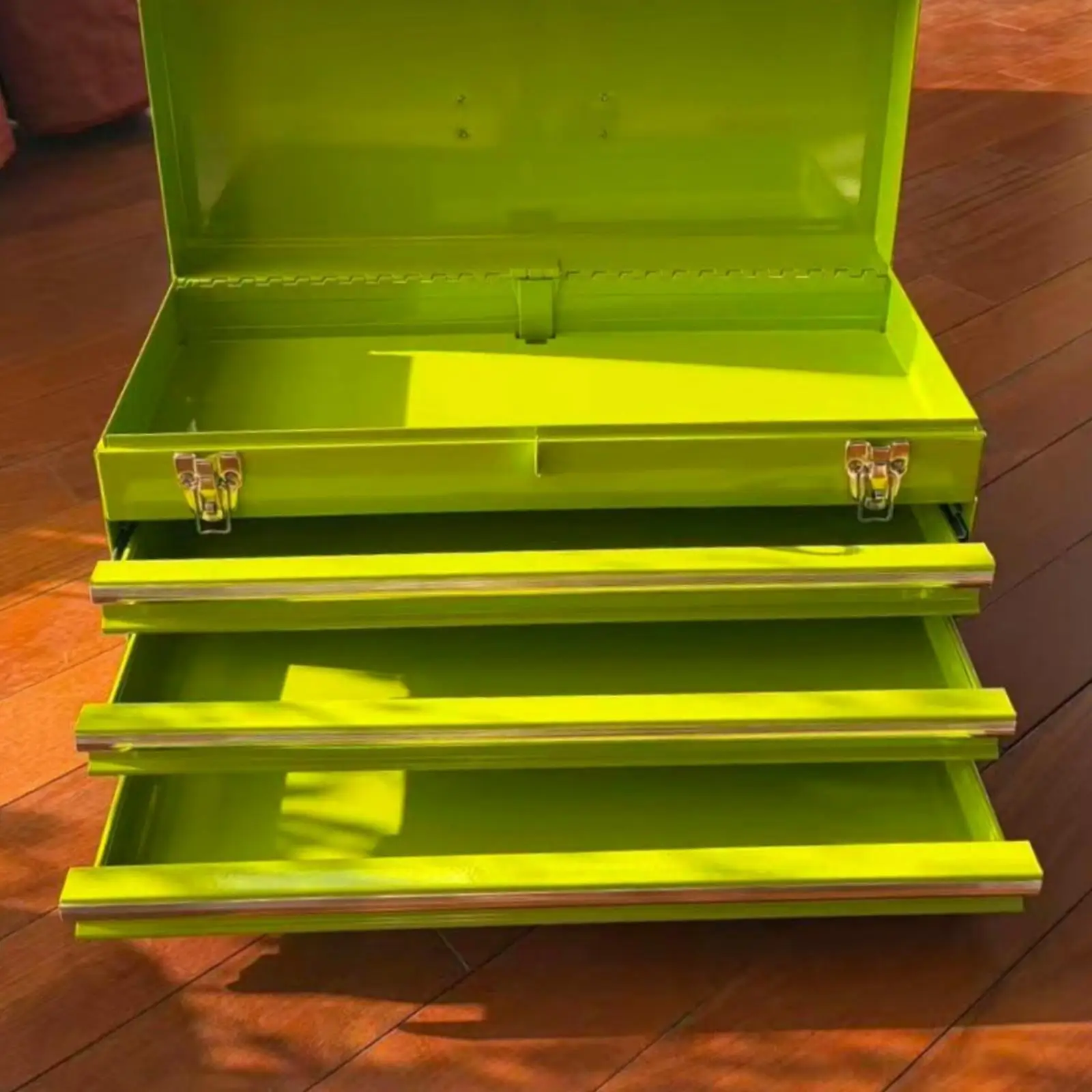 Green Metal Toolbox with Latches Multi-Drawer Steel Toolbox with Handle Portable Tool Box with Drawers Glossy for Workshops