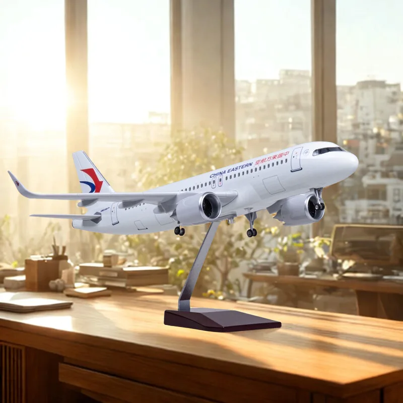 

Scale 47cm Airplane diecast China Eastern Airlines A320 Neo With Lighting And Wheels child toy plane Resin Collection Display