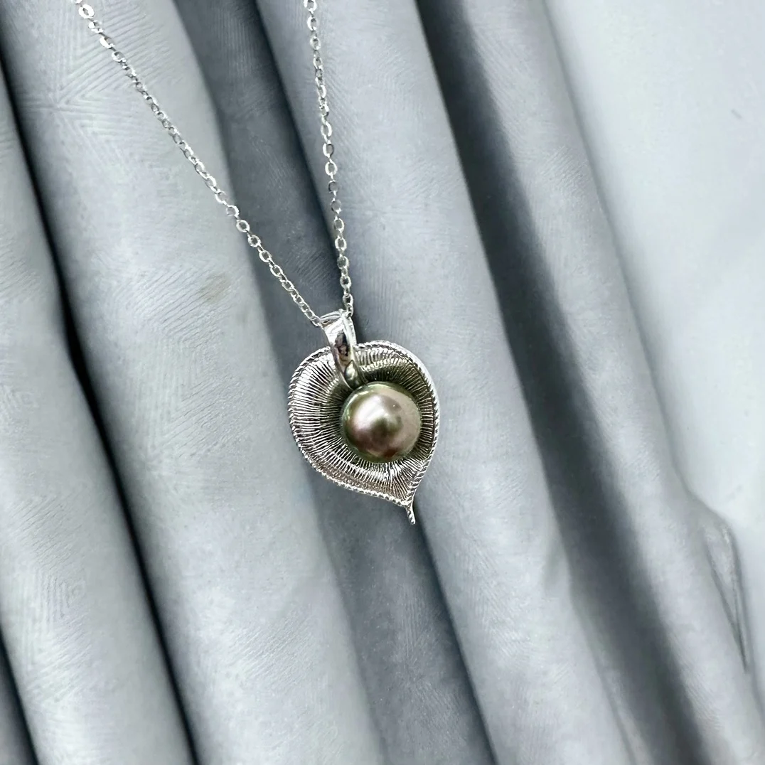 

JCY25 Solid S925 Sterling Silver 8mm Natural Ocean Tahiti Pearl Pendants Necklaces for Women FIne Pearls Pendants