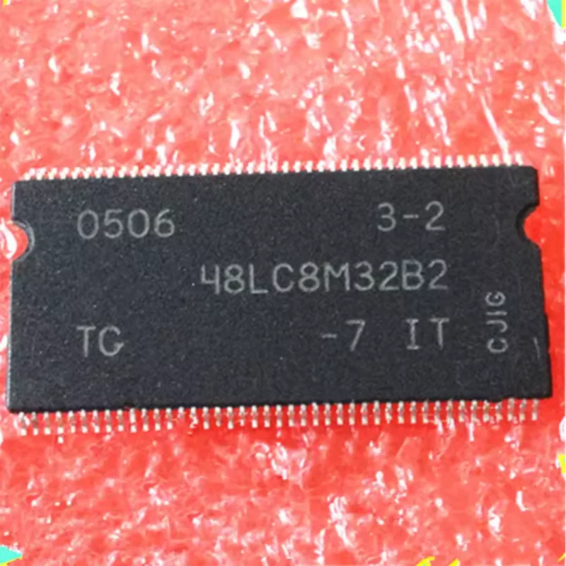 1PCS/LOT MT48LC8M32B2TG-7IT MT48LC8M32B2TG-7 48LC8M32B2 MT48LC8M32B2TG MT48LC8M32 TSOP-86