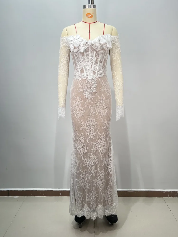 Elegante witte kanten zeemeermin avondjurken – off-shoulder bruidsjurk met lange mouwen en bloemenapplicaties voor bruidfeestgala