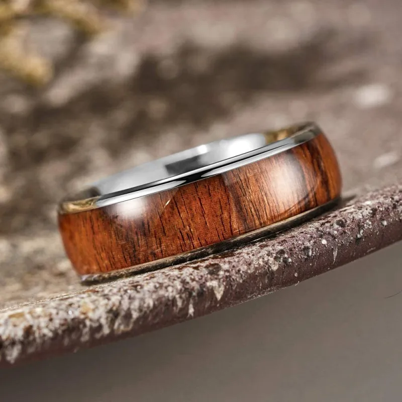 UilzStainless Steel Wood Grain Inlaid Rings For Men Retro Titanium Steel Atmospheric Ring Jewelry Boyfriend Gifts Accessories