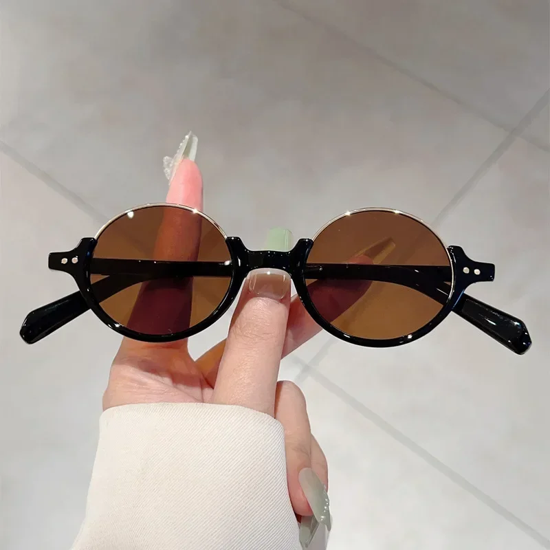 

Men's Women's Oval Half Frame Sunglasses Simple Fashion Women's Gradient Color Lens Retro Outdoor Beach Seaside Sunglasses
