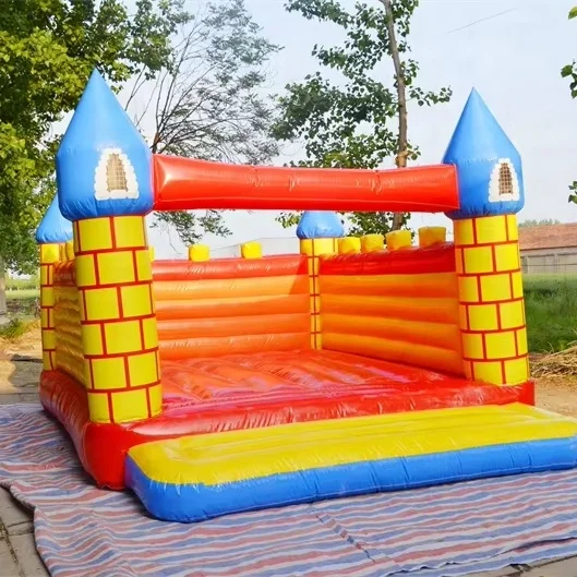 

Прочный надувной батут с усиленной конструкцией, подходит для использования в сфере аренды и развлекательных центрах.