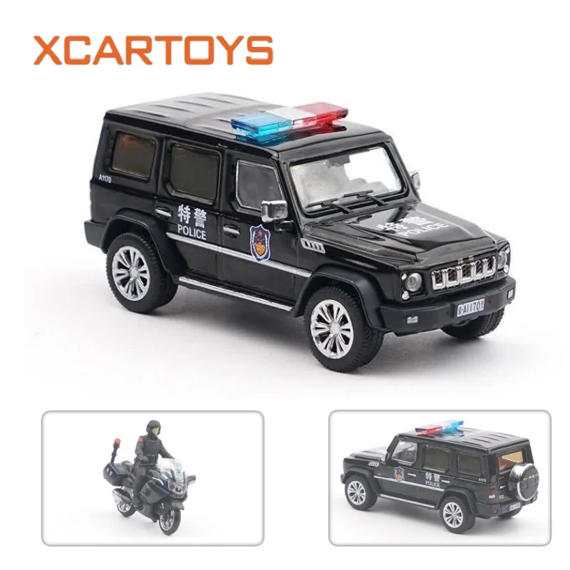 XCARTOYS 1/64 Alloy Police Motorcycle Jeep SUV Beijing Off-road BJ80 SWAT Iron Cavalry Set Diecast Model T8-07 Home Decoration