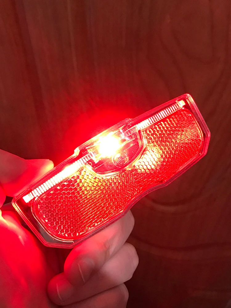 AliExpress APWIKOGER 1-10Pcs Waterproof LED MTB Bike Rack Tail Light Bicycle Rear Seat Reflective Taillight Night Ridding Safety Warning Reflector