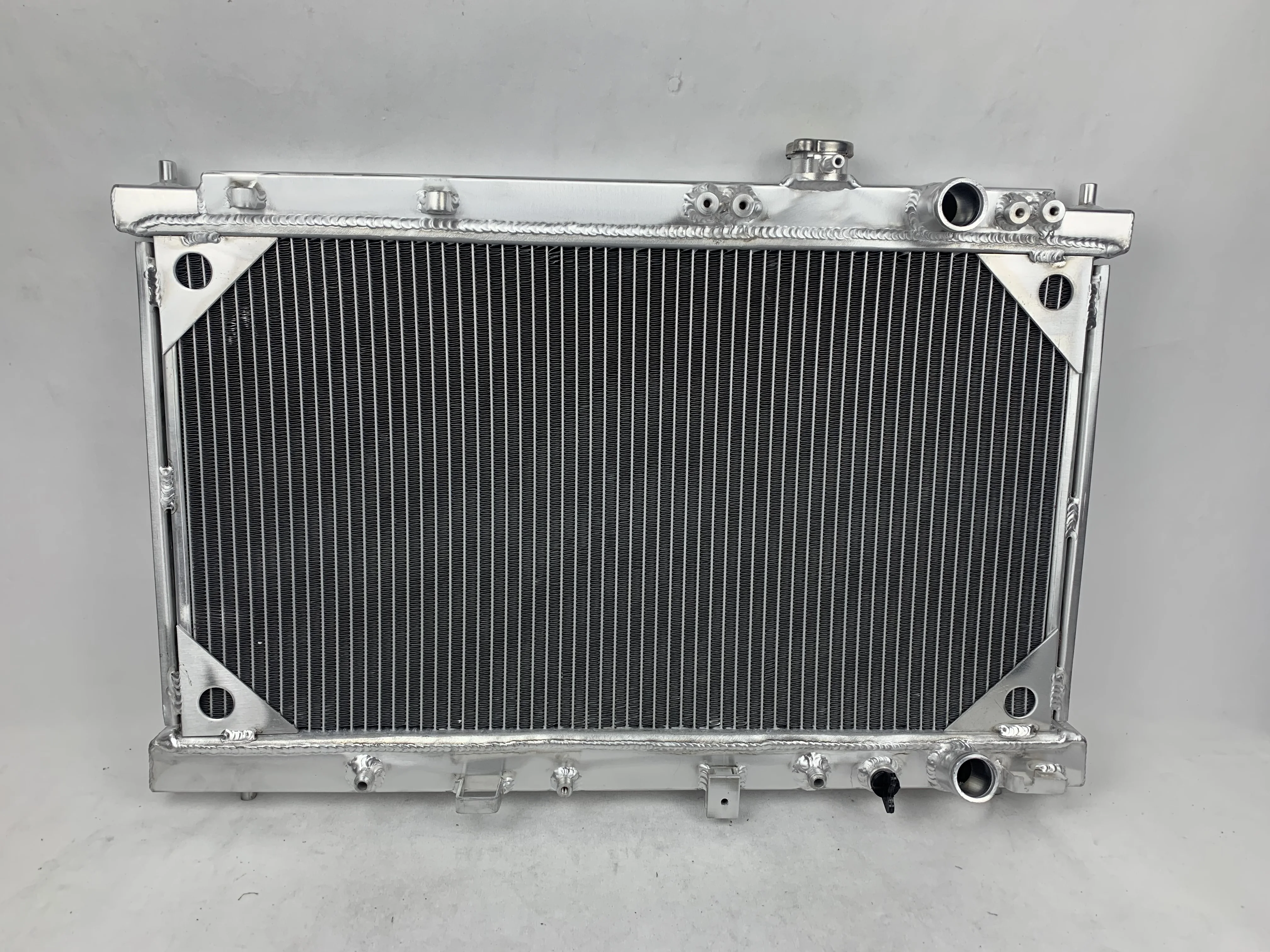 

Aluminum Radiator Replacement For 1994-2001 Acura Integra 1.8L