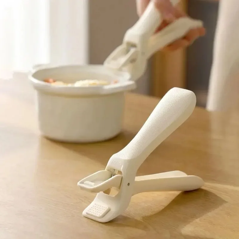 Multifunction Kitchen Bowl Clip Durable Silicone Anti Scalding Clip Non-slip Meal Bowls Tongs Pot Clips Gripper Kitchen Tools