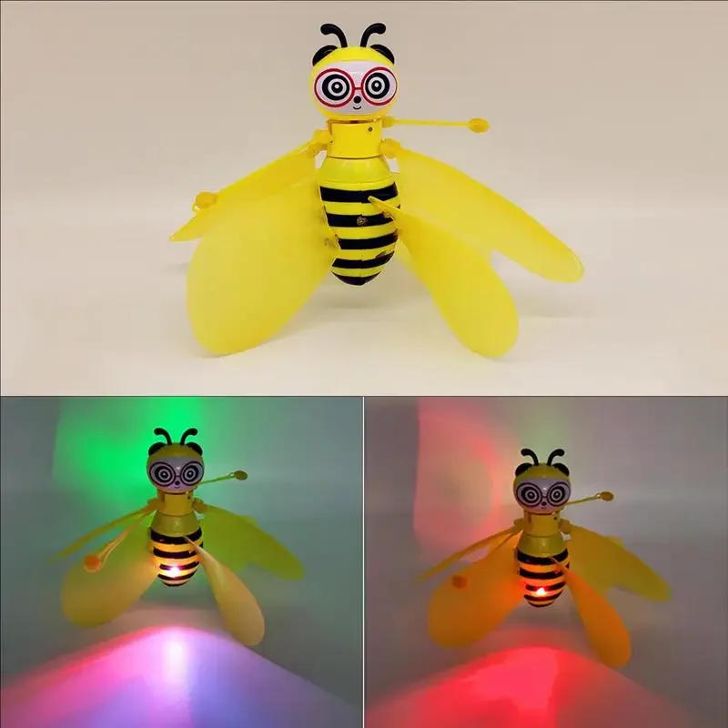 Vendita calda Mini RC Drone toys Flying bee induction aircraft gesture suspension giocattolo luminoso elicottero telecomandato per bambini