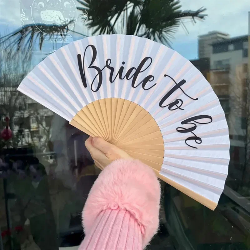 

Hot Sale Bride to be White Wedding Fan Bachelorette Party Decorations Gift Accessories