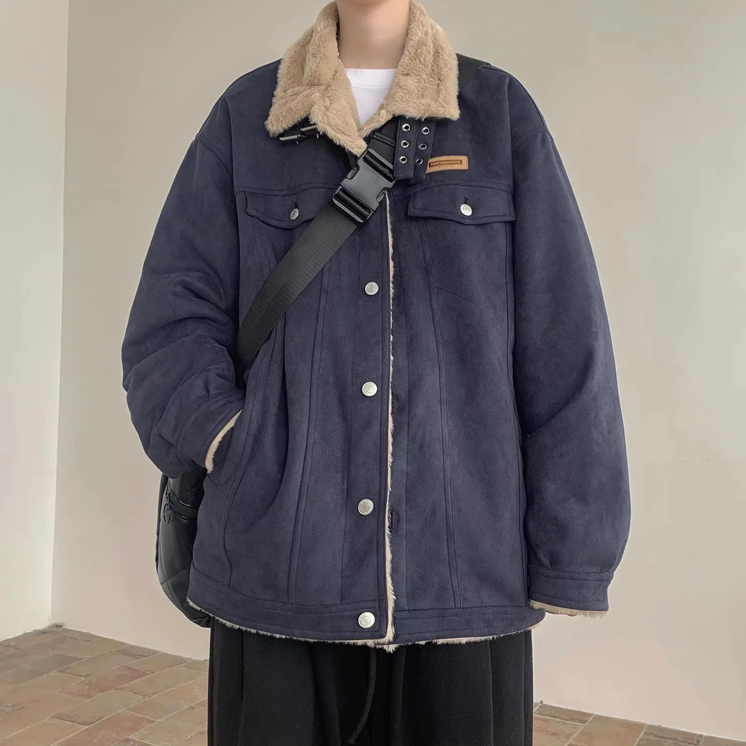 

Новые зимние модные мужские повседневные однобортные свободные утепленные шерстяные куртки с отложным воротником и длинными рукавами, мужские пальто, топы