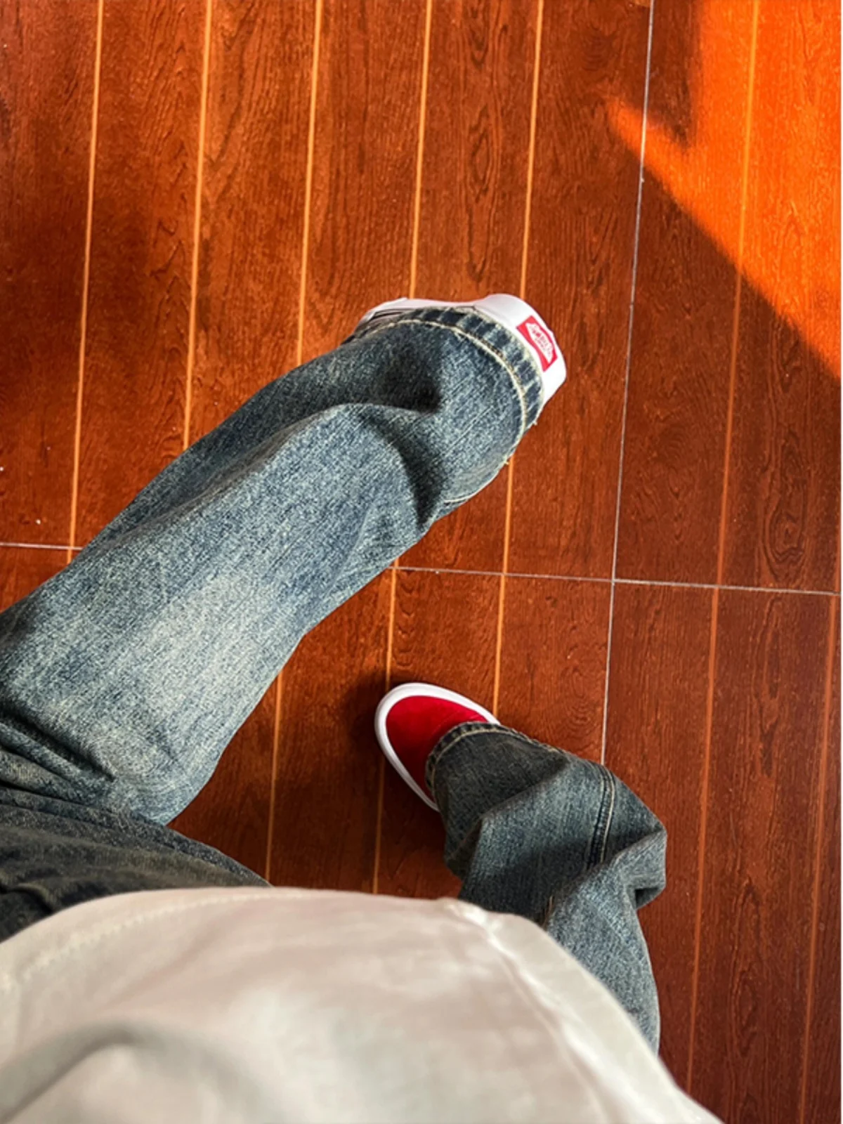 

Синие расклешенные джинсы в стиле ретро, мужские свободные прямые широкие брюки в американском стиле High Street, молодежные модные износостойкие брюки