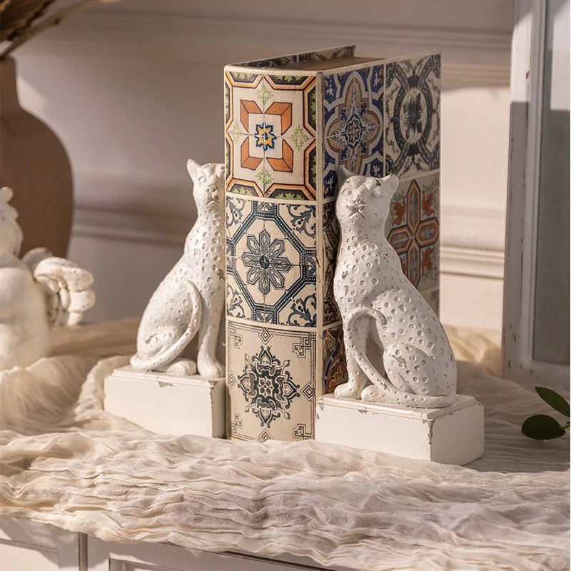 French retro bookend creative tanuki book file ornament porch desktop desk handicraft decoration shooting props