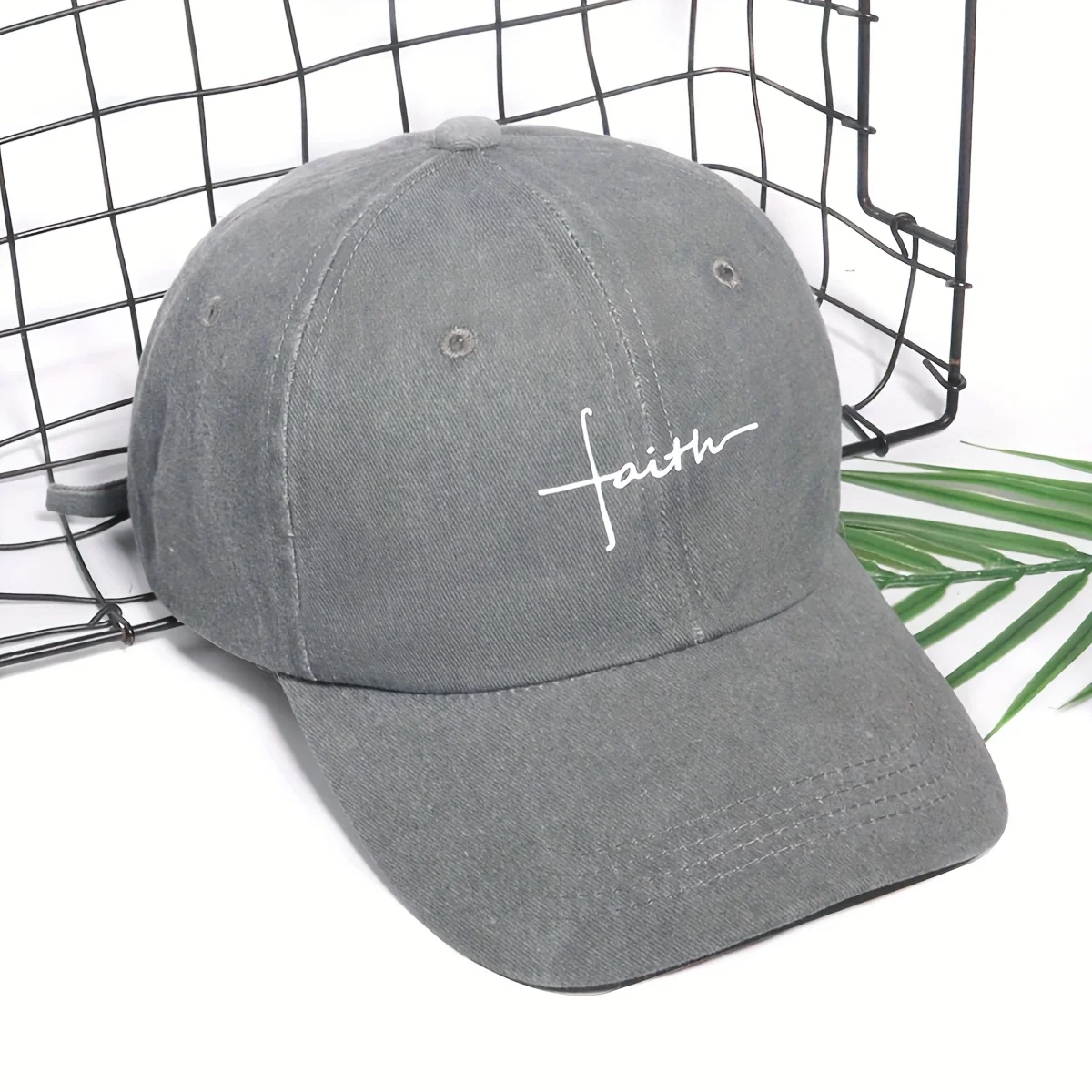 1pc Faith Printed Retro Street Style Distressed Men Women Baseball Cap for Women,summer Casual Outdoor Ideal Match Flat Caps view 3