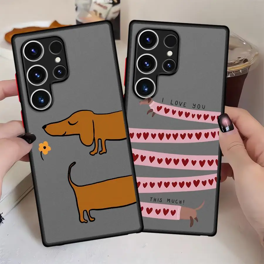 Cute Sausage Dog Pattern Phone Cover Case for Samsung Galaxy S23 FE S22 Note 20 Ultra 10 S20 S21 S24 Plus S25 Ultra S26