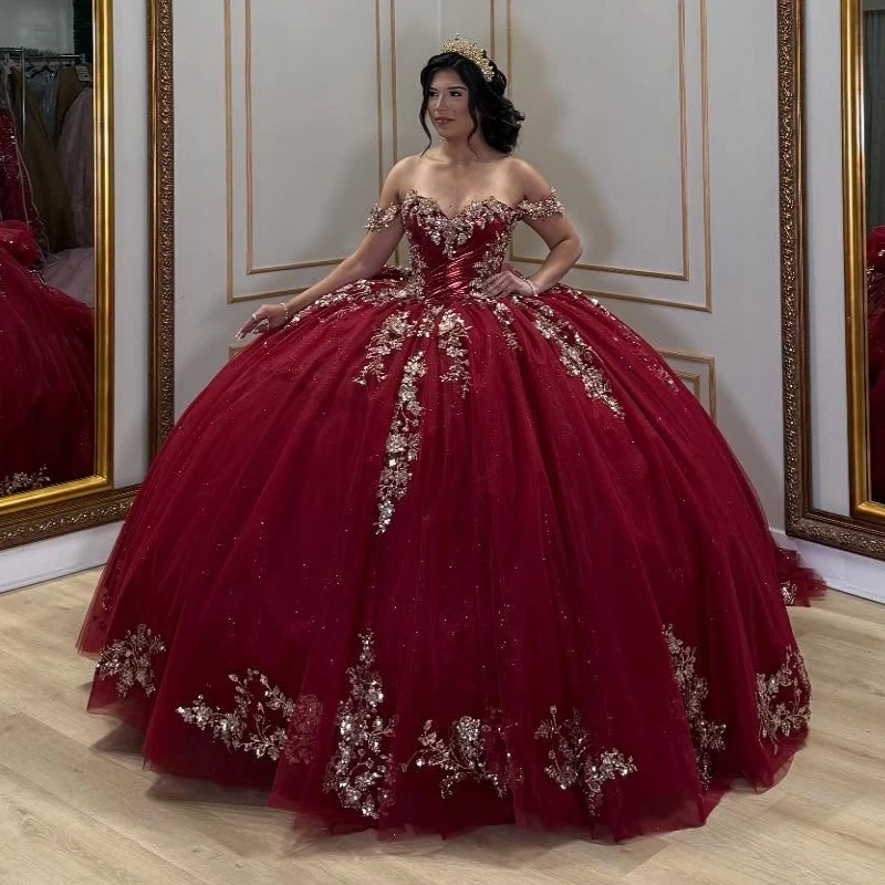 

Красное блестящее платье Quinceanera с открытыми плечами, аппликация, кружево, бисер, кристалл, бант, тюлевое платье для вечеринки, дня рождения, сладкое платье 16, Vestidos 15
