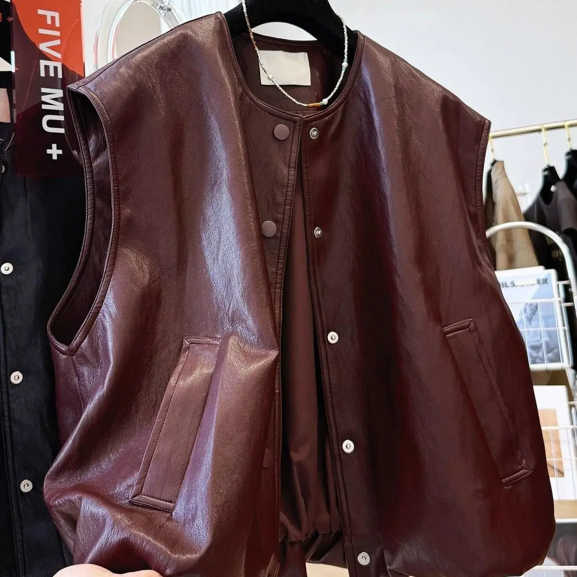 

Premium retro round neck sleeveless leather vest vest jacket women's autumn and winter new Korean outside top