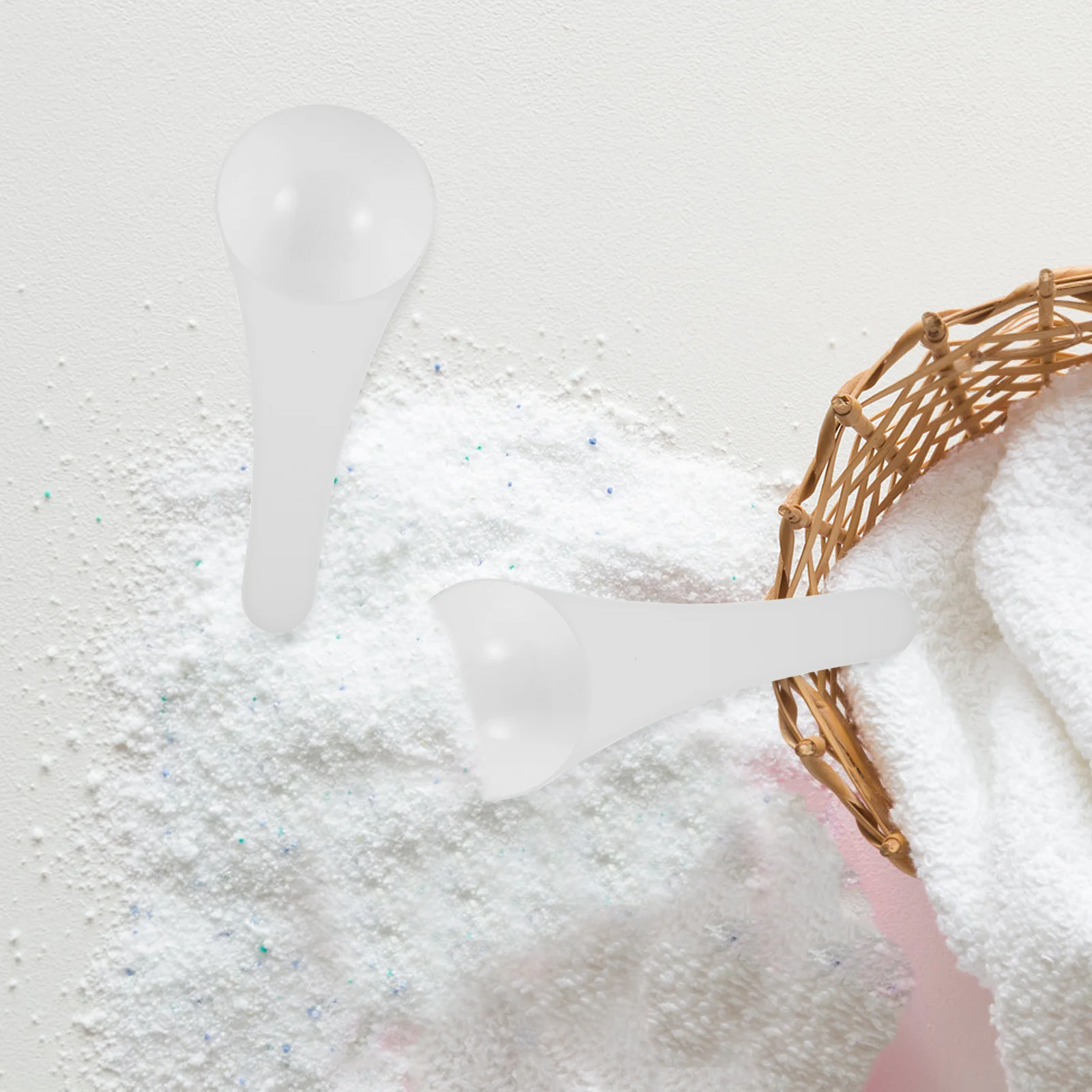 

20pcs Plastic Measuring Scoop 5g Ergonomic Long Handle for Laundry Powder Coffee Pet Food Spices Kitchen Laboratory Use