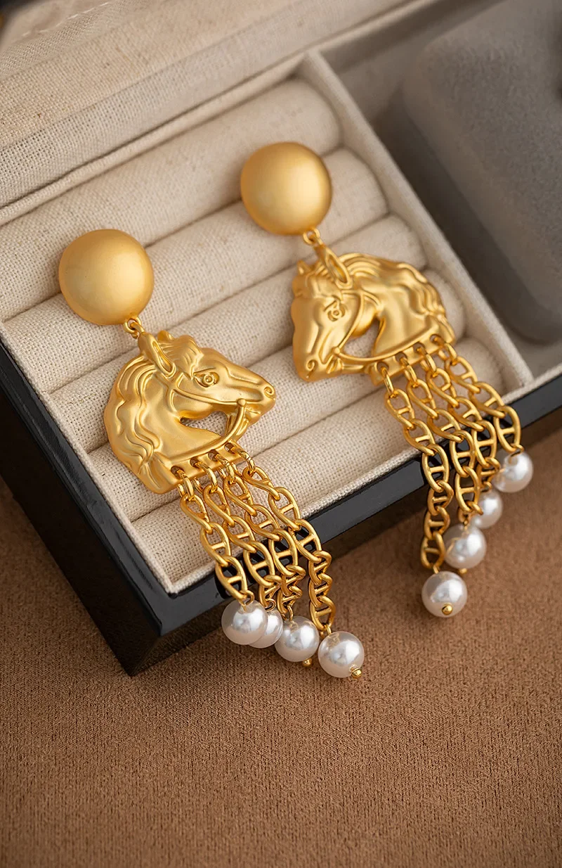 Pearl Tassel Earrings For Women Gloden Retro Horsehead Eardrop Trendy Jewelry Gifts