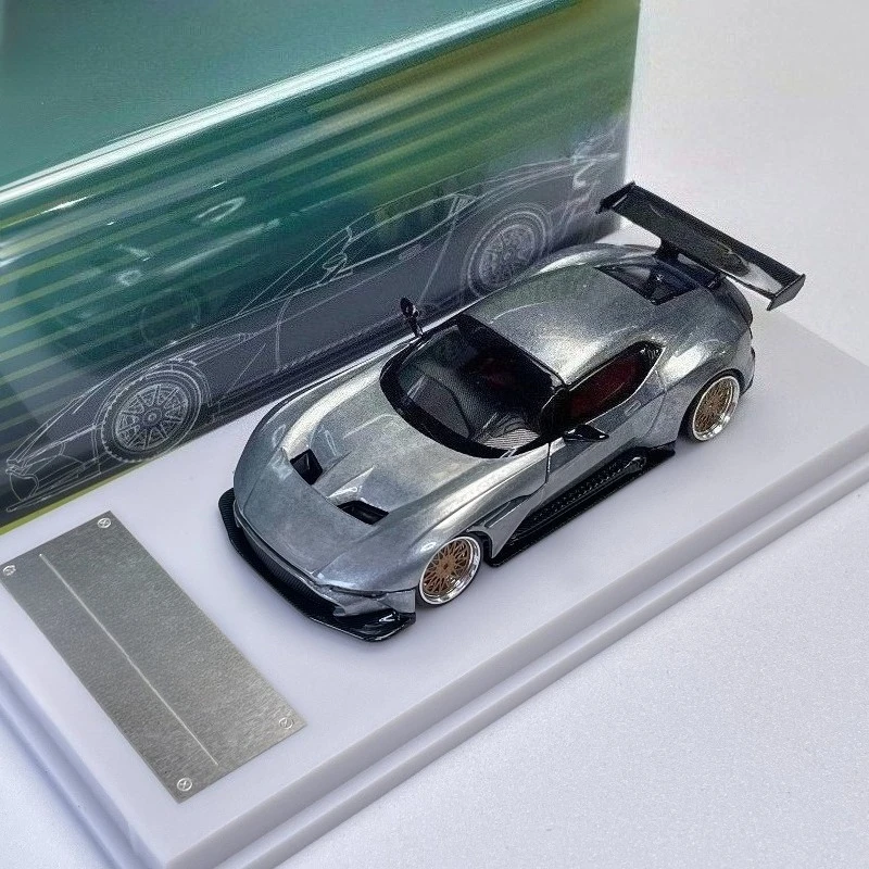 for Aston Martin Vulcan Iron Bottom Opening Cover 1:64 alloy simulation high-end Car model