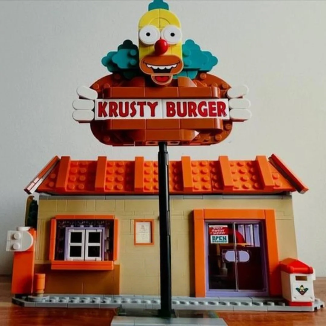 

a2025 В НАЛИЧИИ 1635 шт. MOC City Krusty Burger Строительный блок подходит для 10352 для детей Рождественский подарочный набор,