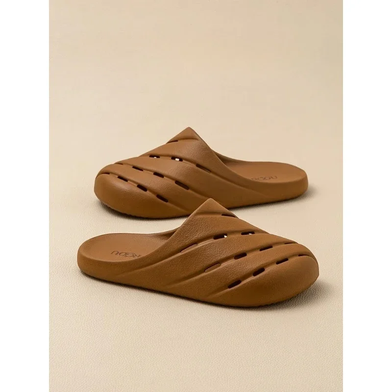 

Baotou cool slippers summer men's indoor home home home non-smelly feet women's floor non-slip soft bottom breathable hole shoes