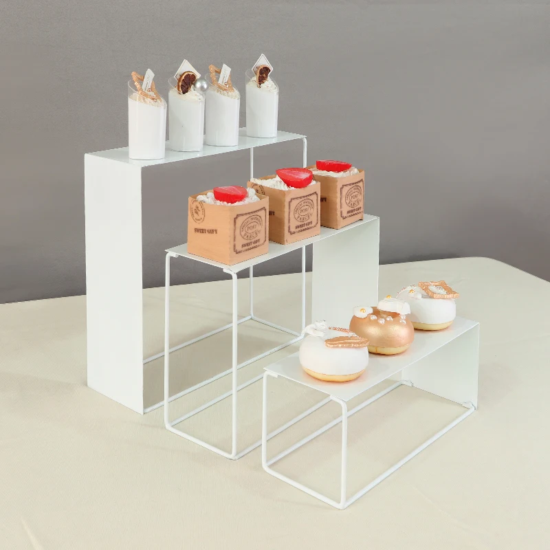 White Dessert Table Decoration Wedding Display Stand Cupcake Table Decoration Golden Tea Ladder Shelf Cake Stand