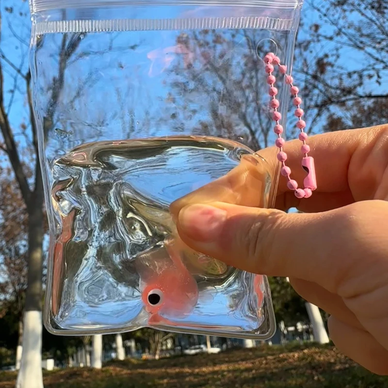 Transparentes Goldfisch-Quetschspielzeug, weiches, niedliches Tier-Fidget-Spielzeug für Erwachsene, Dekompressionsspielzeug mit langsamer Rückfederung für Kinder, bestes Geschenk