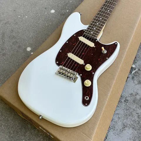Electric Guitar White Mustang model rosewood Fingerboard Mahogany Body SS Pickups