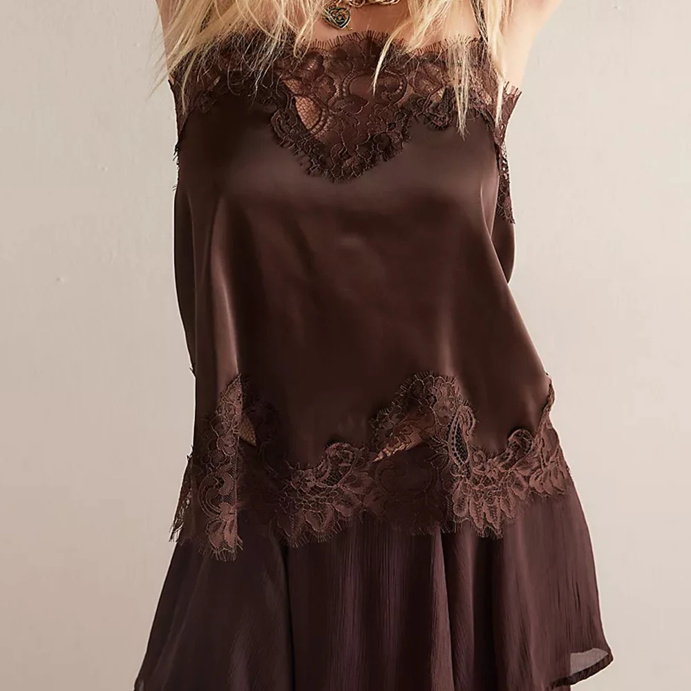 

Женское атласное нижнее белье Coquette, пижамы с кружевной отделкой и v-образным вырезом, топы и шорты, одинаковые комплекты пижам, сексуальная шелковистая одежда для сна из двух предметов