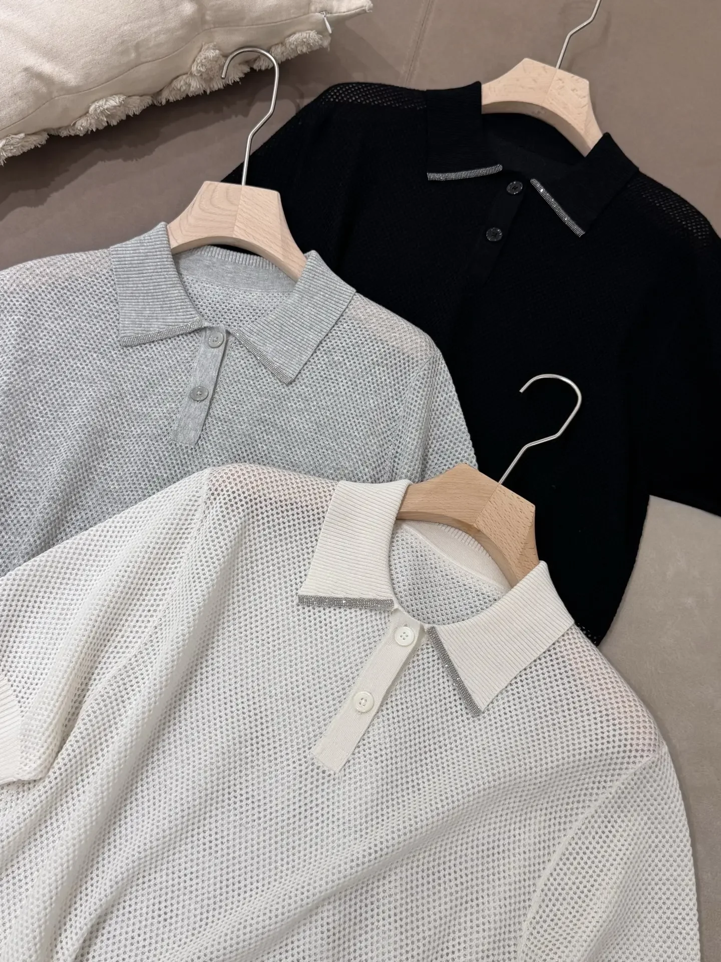 

Women Hollow Out Knitted Pullover Beaded Turn-down Collar Short Sleeve Casual Tee Tops