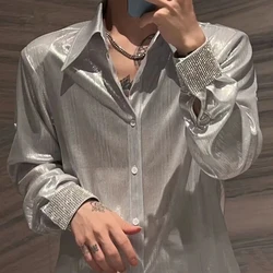 Camicia da discoteca da uomo lucida personalizzata senza diamanti Camicia a maniche lunghe versatile alla moda in stile coreano senza genere autunno inverno