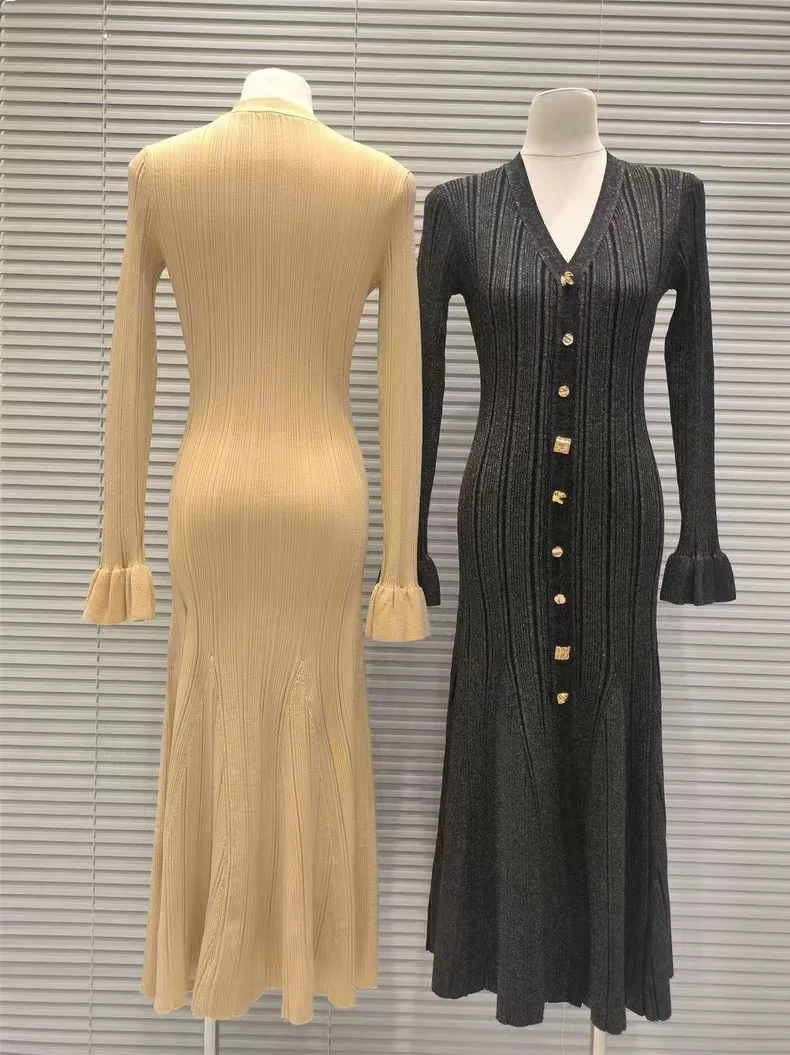 Vestido Midi ajustado de manga larga con volantes para mujer, traje elegante de punto con cuello en V y una hilera de botones, Color liso, Otoño, 2024