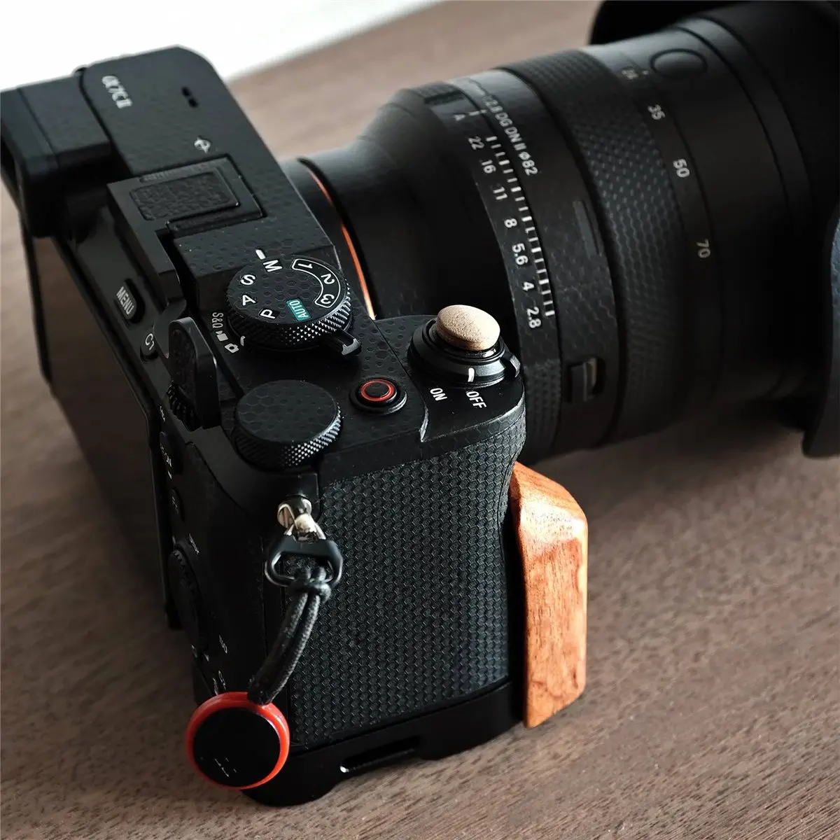 DTD1201~L Hand Grip for Camera Base Plate Quick Release Support Quick Installation System Tripod Mount for A7C2/A7CR Silver