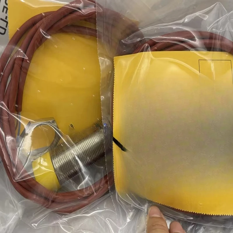 

Brand New Original Proximity Switch NI15-M30-AD4X/S90 Accessoire Voiture Car Accessories Garden Tools