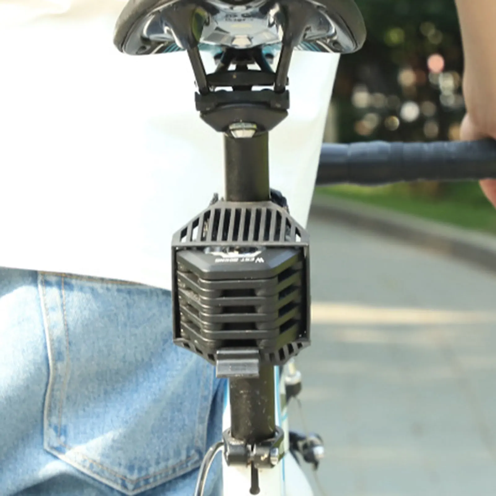 Portable Folding Chain Lock For E-Bike Theft Prevention Convenient Keyed Locking Mechanism For Urbans Commute