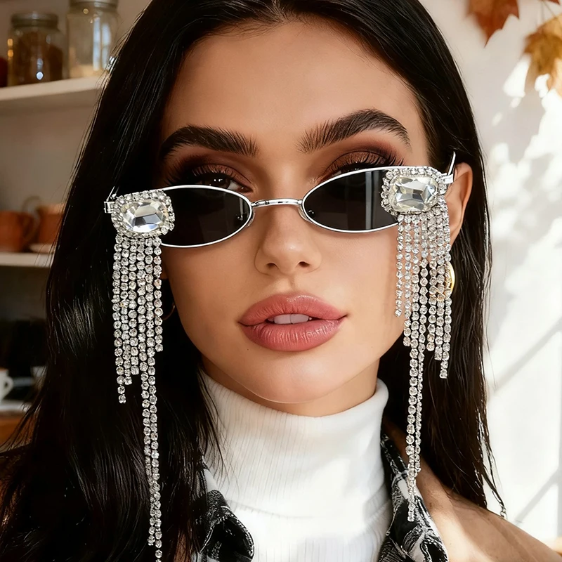 

New Luxury Shiny Small Oval Frame Sliver Sunglasses Women Avant Garde Exaggerated Long Rhinestone Tassels Adorned Party Shades