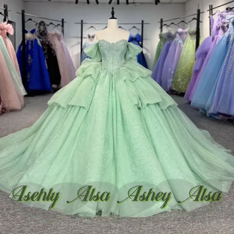 

Light Green Quinceanera Dresses Ball Gown Off The Shoulder Sequin Applique Beading Crystal Sweet 16 Dress Vestidos 15 De Anos