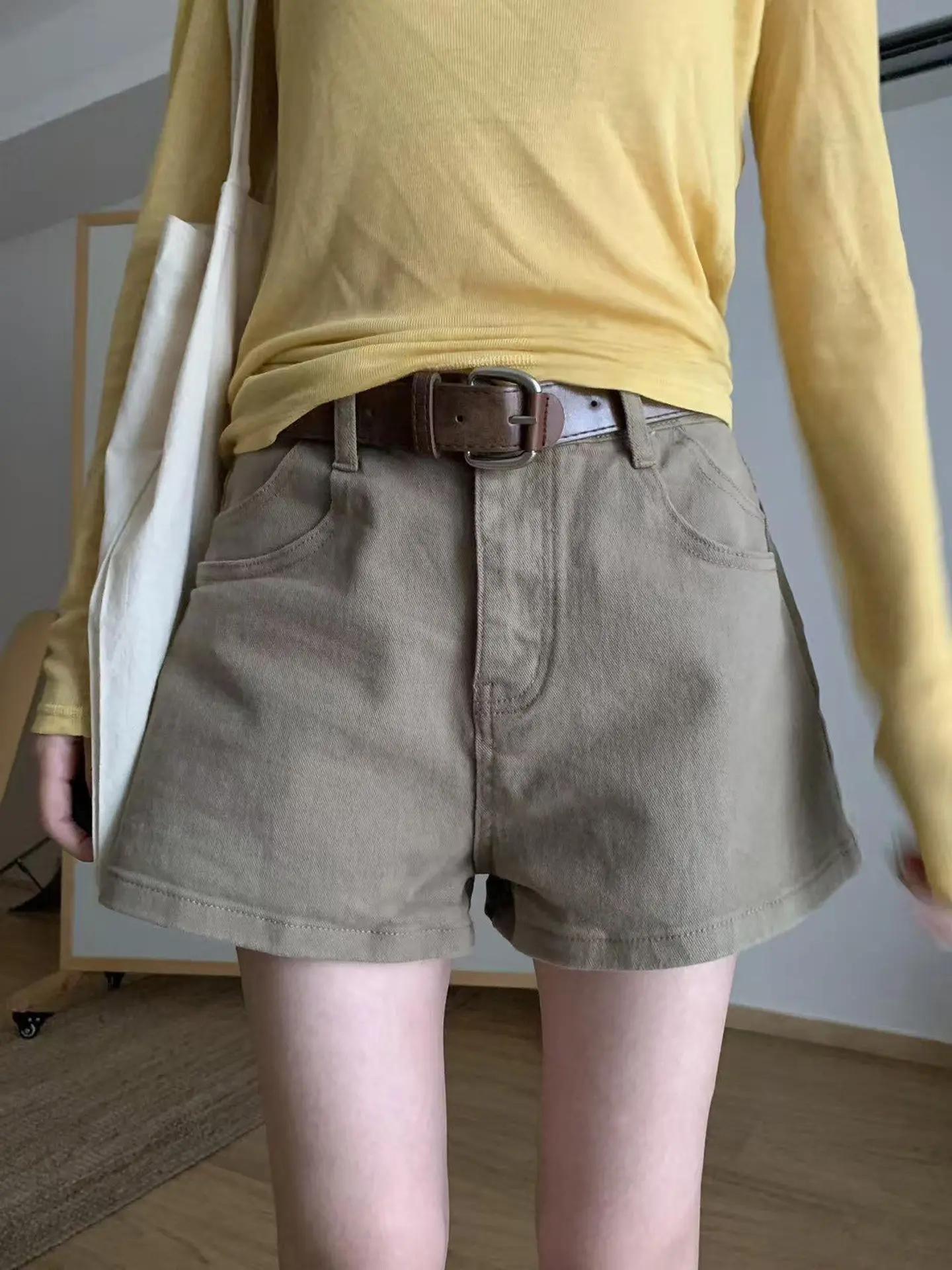 Khaki American Retro Denim Shorts Women's Summer Thin Wide Leg Loose Hiding Hip Slimming Hot Pants High Waist Pocket Detail