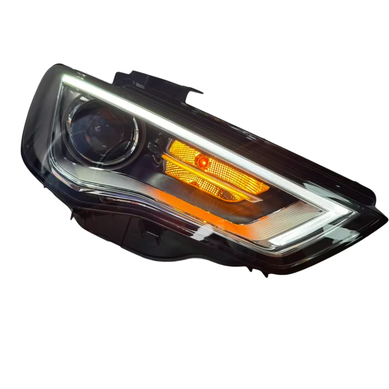 New HID Xenon Headlight Assembly For Audi A3 2013-2016 Headlight Without Adaptive Function 8VD941005D 8VD941006D