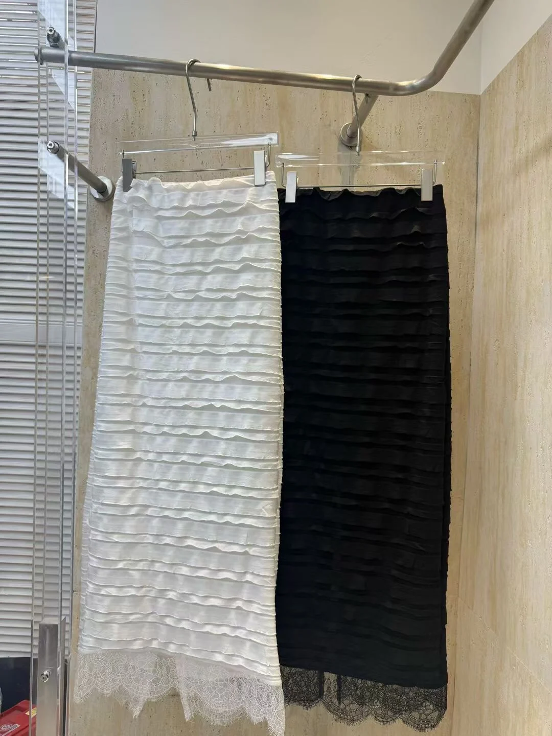 

Ele High Waist Straight Cut Lace Skirt Women's Skirt Spring 2026 New Sle Layered Ruffle Cake Skirt Bodycon Skirt