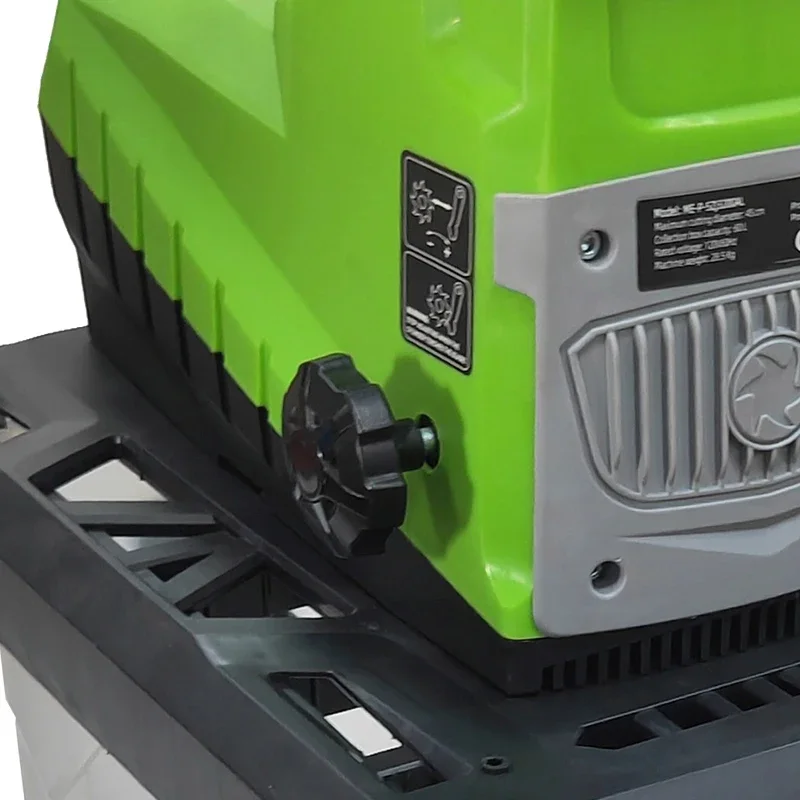 2800W High-Power Garden Wood Chipper Wood and Branch Shredder Crusher Compact Electric Branch Chipper for Home Use