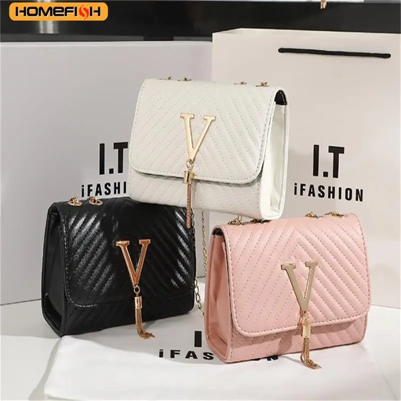 Thumbnail 4 - #18 Best Handbags to Buy In 2026