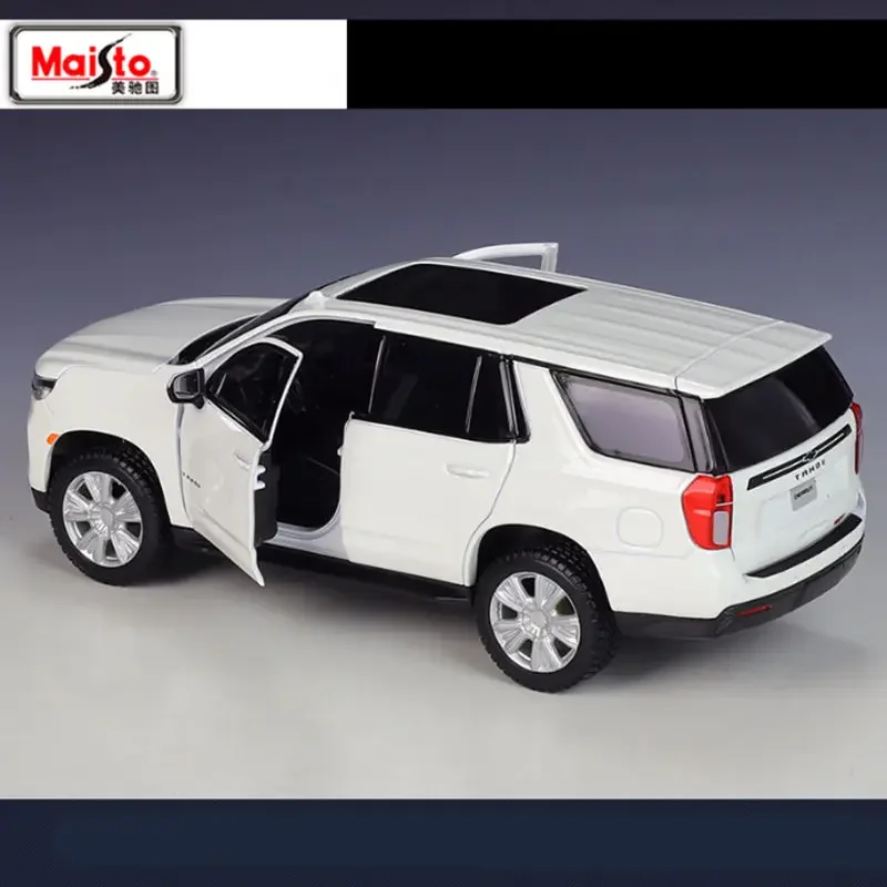 1:24 2021 Chevrolet Tahoe SUV Alloy Car Model Diecast Metal Off-road Vehicles Car Model High Simulation Toy Gift