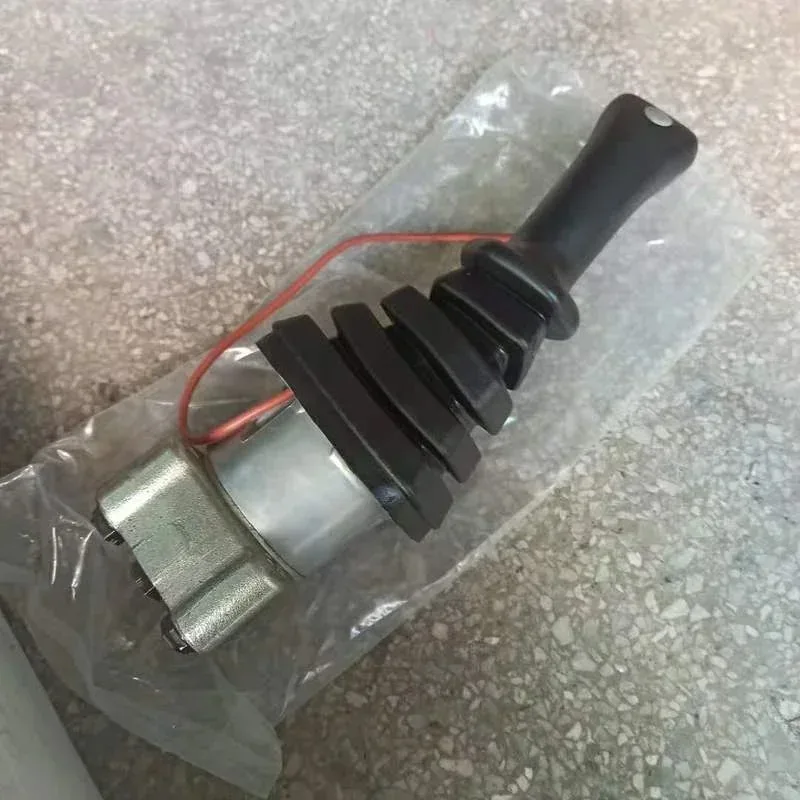 New Control Joystick Valve 25990500 Pilot Valve Assembly Operating Lever for JCB Excavator One Button For