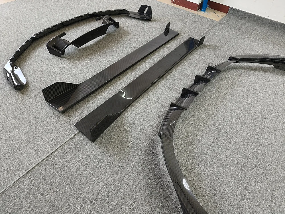 Подходит для . Модернизация 992 911, обновленная модель X, передний и задний диффузор из углеродного волокна, боковая юбка, комплект воздуховыпускного отверстия