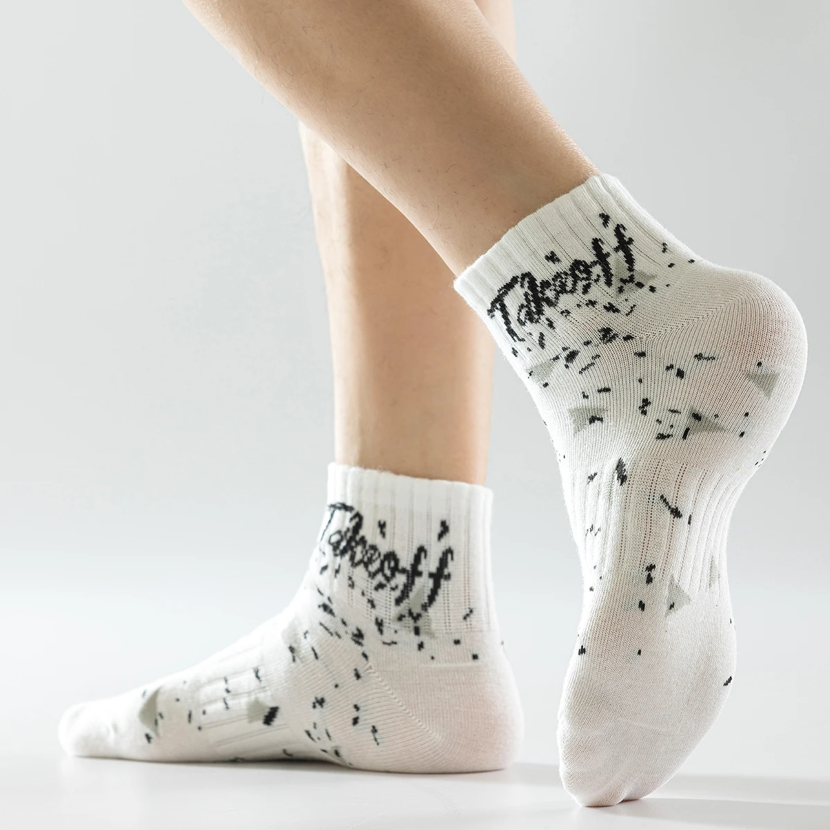 

Shallow Graffiti Knitting School Sleep Socks Classic Woman Outfits Big Size Punk Tube Socks Trekking Ankle Socks High Quality